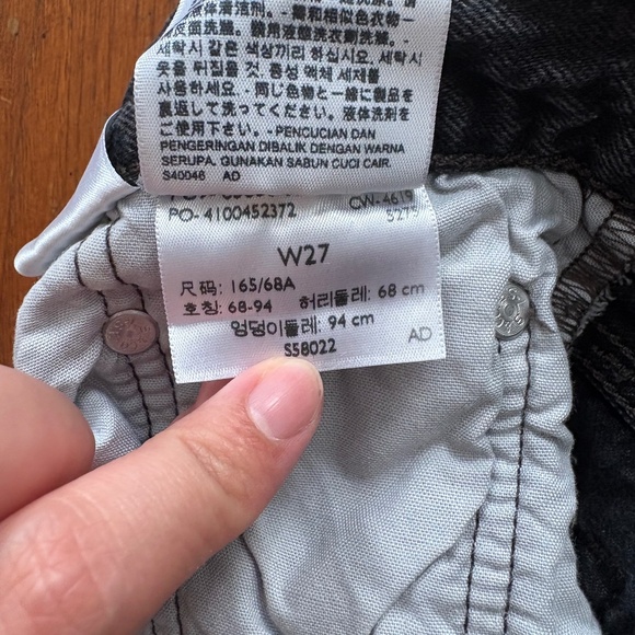 Levi's 501 Mid Thigh Shorts | Bee's Knees - Picture 5 of 5